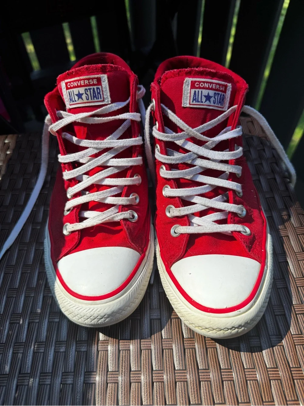 Converse Women’s Size 10 Red Chuck Taylor All Star High-Top Lace Up Sneakers